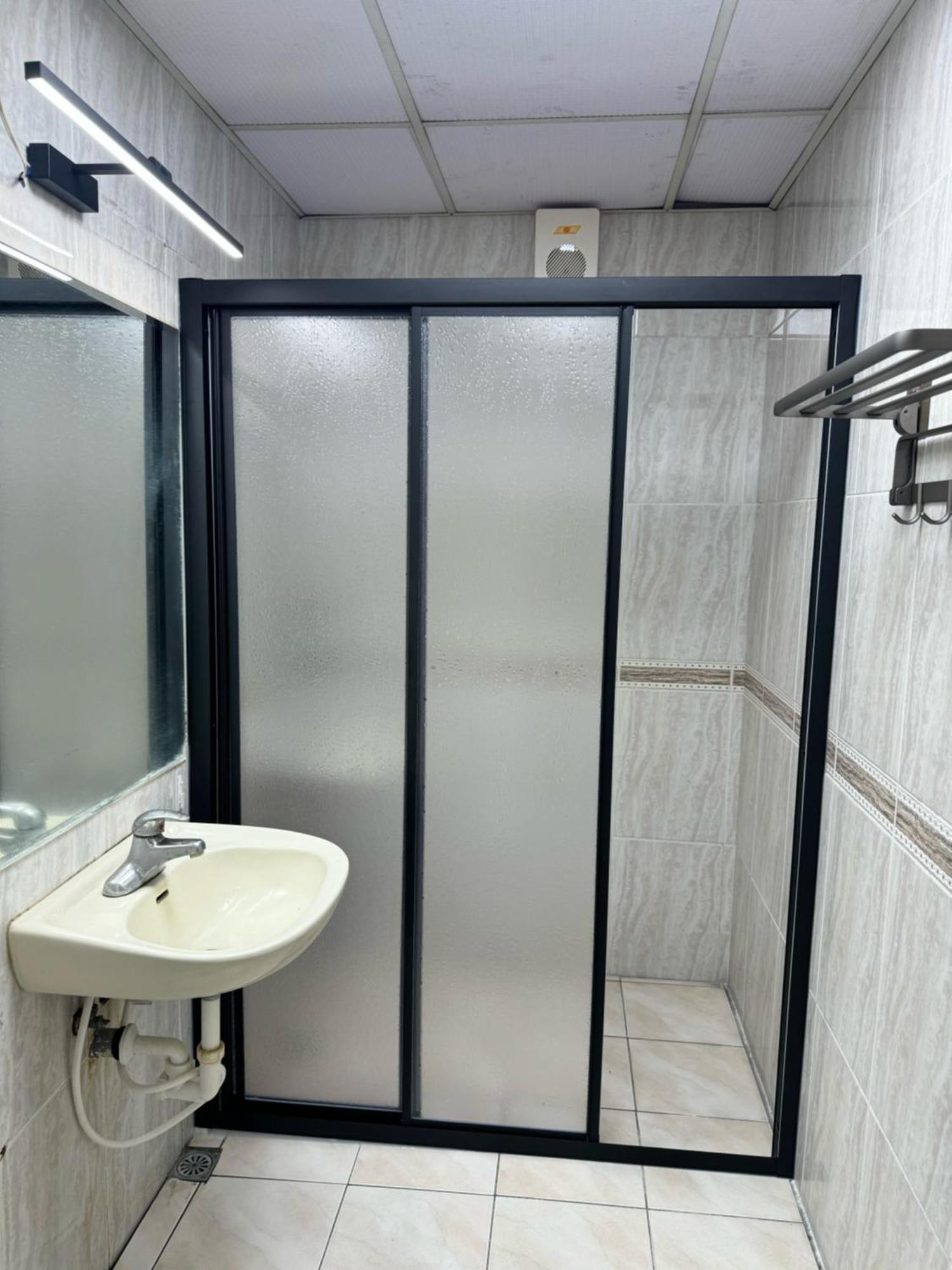 I Live Motel Гаосюн Экстерьер фото
